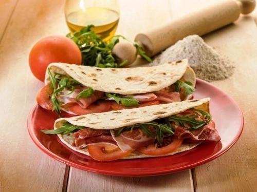 11 диетических начинок для рулета из лаваша или рисовой бумаги. 11 диетических начинок для рулета из лаваша или рисовой бумаги.