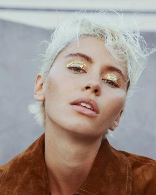 Какая кайфовая и беззаботная съемка дочки Джуда - Айрис Лоу для испанского Vogue. 06