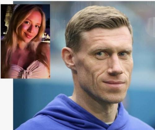 Удочерил?   42-. Летний Павел погребняк роман с 18-летней студенткой закрутил. 01