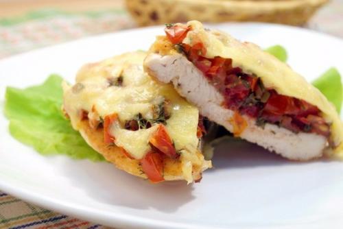 Куриная отбивная с помидором: ужин на скорую руку! 
