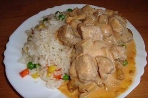Мясо в Сырном Соусе.