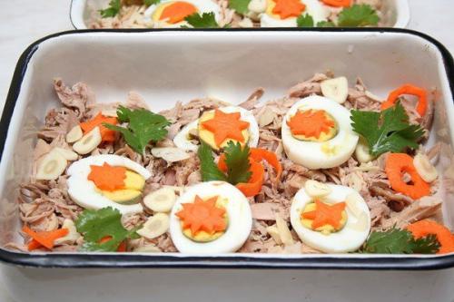 Куриный холодец.   Ингредиенты: 04