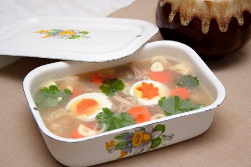 Куриный холодец.   Ингредиенты: