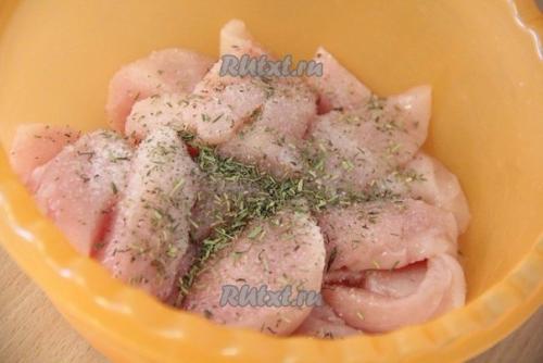 Куриная грудка с помидорами на сковороде. 01 Куриная грудка с помидорами на сковороде. 01