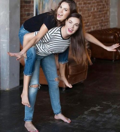 Екатерина андреева с дочкой. 02