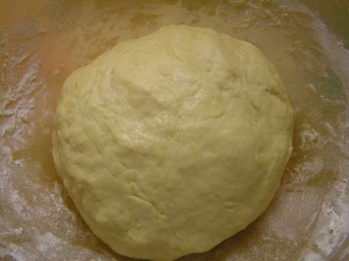 Сочники?   Вот воскресным вечерком решила сделать что-нибудь вкусненькое и побаловать домашних. 02 Сочники?   Вот воскресным вечерком решила сделать что-нибудь вкусненькое и побаловать домашних. 02