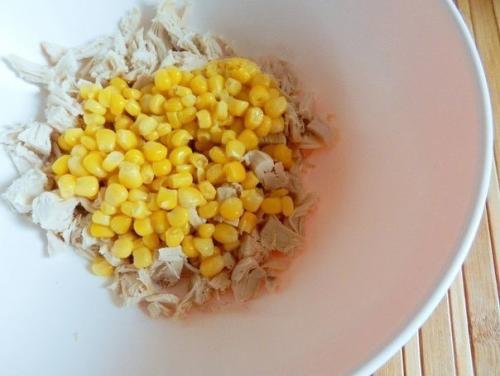 Салат с курицей и ананасом. 02