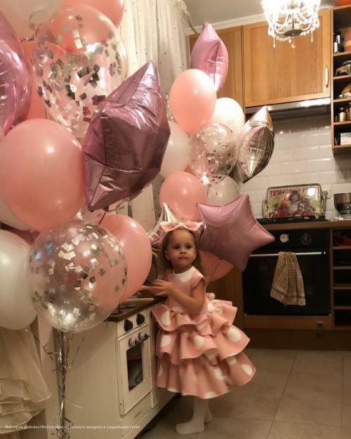 Вчера дочка виктории дайнеко своё 10-летие отпраздновала! 03