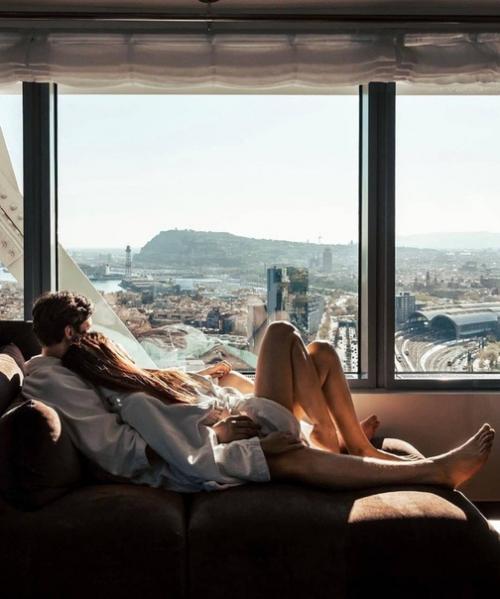 - Я расскажу тебе об эгоистах. - Я расскажу тебе об эгоистах.