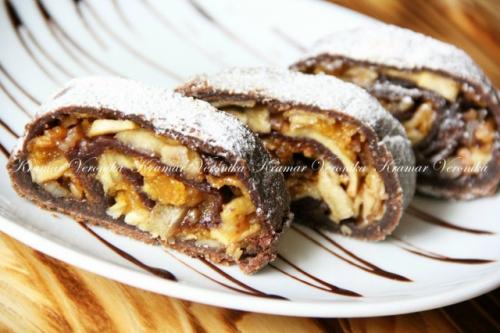 Штрудель шоколадный.

Однажды на просторах интернета я встретила интересный рецепт приготовления штруделя с яблоками.  