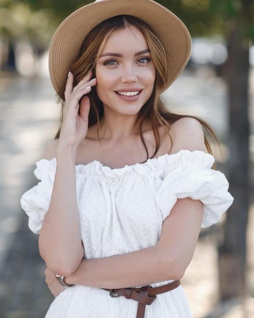 Ассоль Васильева - красотка, жена рэпера ST! 04