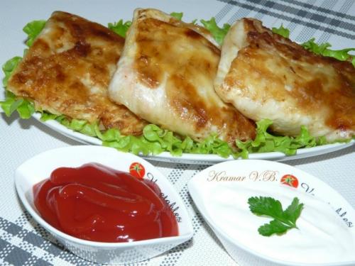 Голубцы в омлете.

