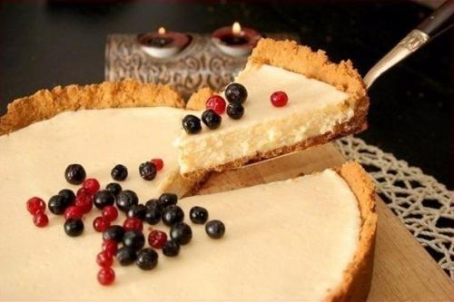 Пирог со сгущенкой.