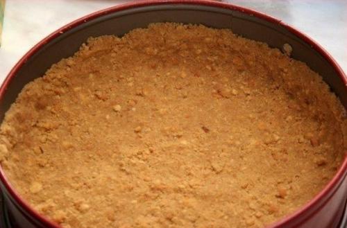 Пирог со сгущенкой. 05