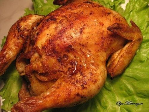 Курочка фаршированная курагой и грецкими орехами.

