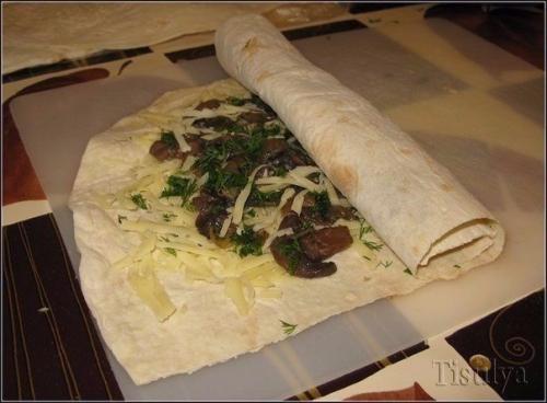 Грибной рулет из лаваша. 01 Грибной рулет из лаваша. 01