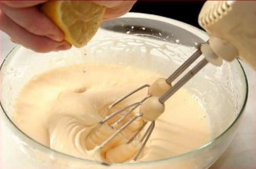 Пирог со сгущенкой. 04