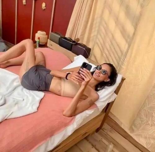 Вторая Анджелина Джоли: подписчики аланы мамаевой убеждены, что она копирует образ голливудской актрисы. 02