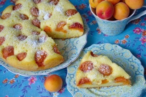 Пирог восхитительный. 

Ингредиенты: 
