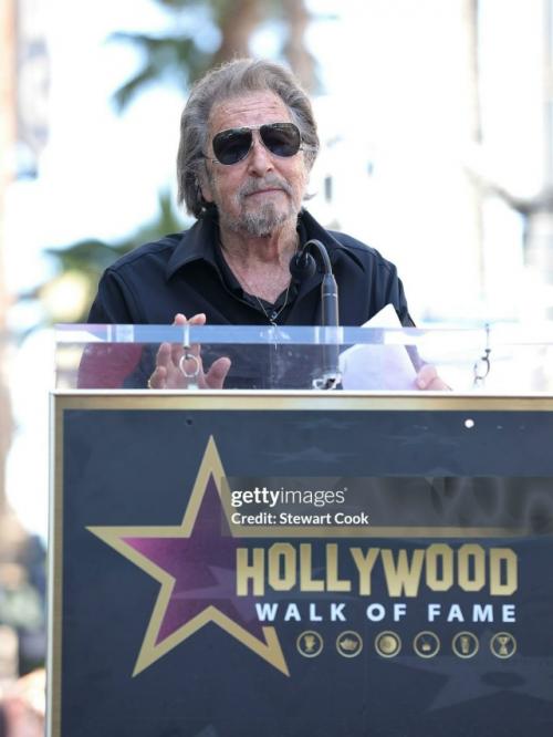 85-Летний аль пачино снова оказался в центре внимания - на этот раз из-за выхода в свет с новой молодой возлюбленной.  