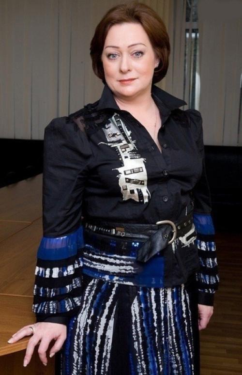 Актриса Maрия Apонова счастлива в браке со своим мужем Евгением Фоминым. 04