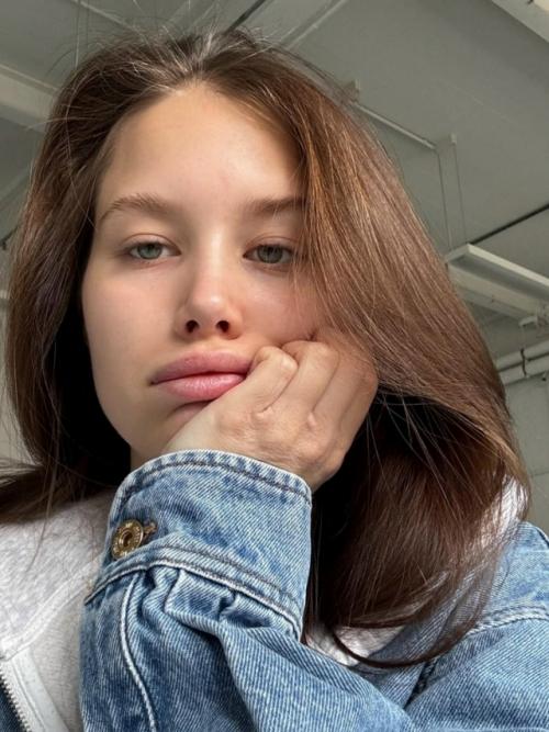 63-Летний Григорий Лепс и 19-летняя Аврора, по словам артиста, планируют пополнение в семье. 01