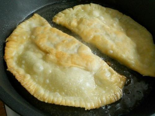 Самые вкусные чебуреки. 09