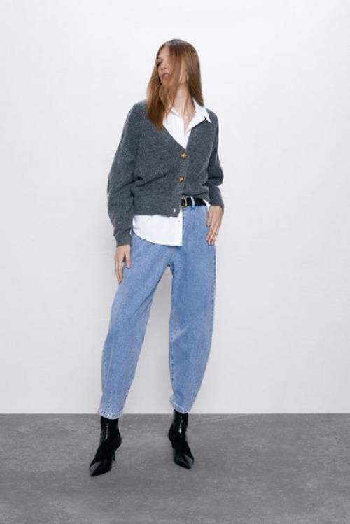 Любимчики многих - оверсайз джинсы покоряют всех своей универсальностью, практичностью и удобством. 02