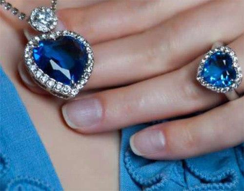 Колье Сердце Океана с камнями Swarowski. 01