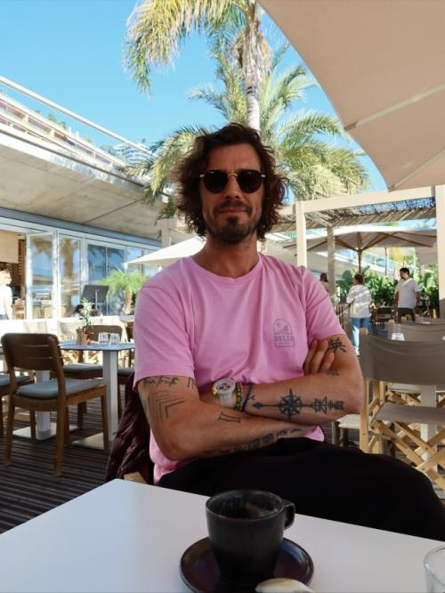 Живу Один, с Кошками. 03 Живу Один, с Кошками. 03