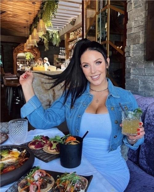 Заголовок: звезда кино для взрослых мечтает о романе с инопланетянином - фантазия или новый тренд? 01