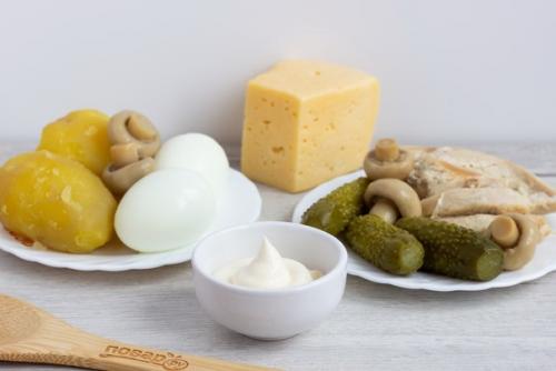 Салат Ананас с курицей и грибами. 01 Салат Ананас с курицей и грибами. 01