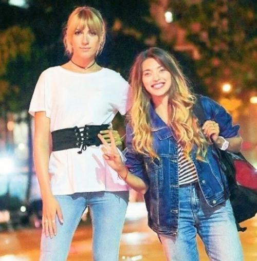 Для меня они самые красивые ведущие! 01