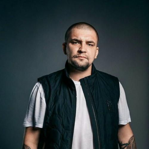 Звезда Слова Пацана слава Копейкин сыграет басту в фильме о нем. 01