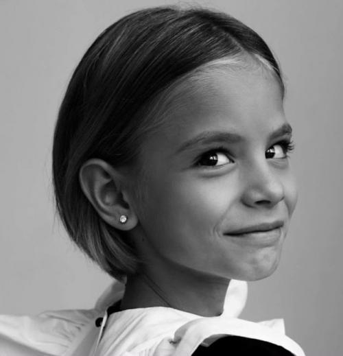 11-Летняя дочь Тимати уже начала копить на свою мечту - квартиру. 03