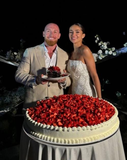 Блогер Никита серовски в третий раз станет отцом - его жена Полина беременна. 01