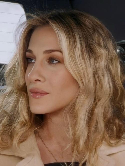 Сара Джессика Паркер ответила хейтерам, критикующим её внешность, возраст и седину. 02