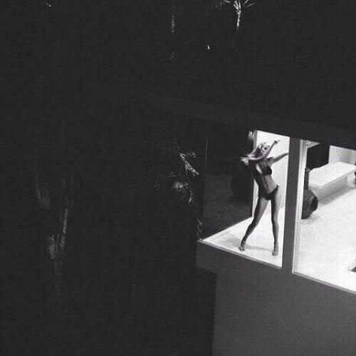 Кто-то говорит: нас лечит время. 02