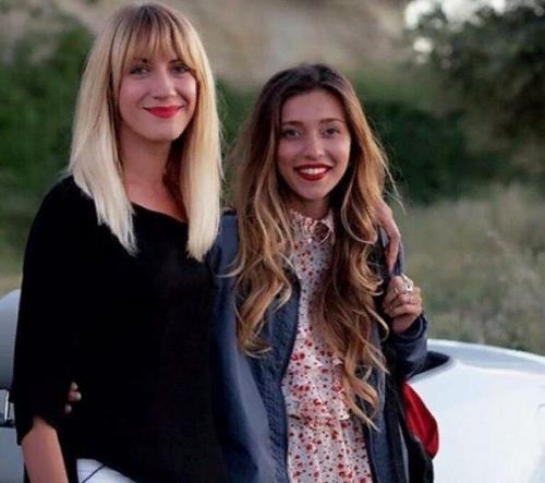 Для меня они самые красивые ведущие! 02