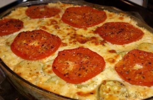 Ленивая лазанья - запеканка с кабачками.

