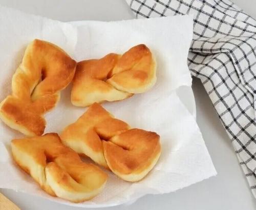 Пышки - пустышки.  Необходимые ингредиенты: 08