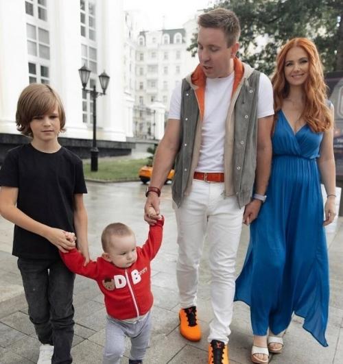 Лена катина о муже - миллионере: Он Мыслит Категориями - Бриллианты, Крутые Тачки, Понты. 02