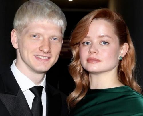 Актриса мила Ершова и её муж Святослав рогожан готовятся впервые стать родителями.  