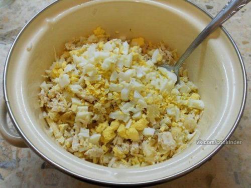 Салат с курицей и ананасом в тарталетках. 03 Салат с курицей и ананасом в тарталетках. 03