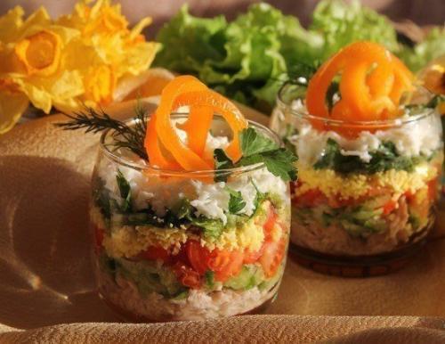 Легкий слоеный салат на ужин?