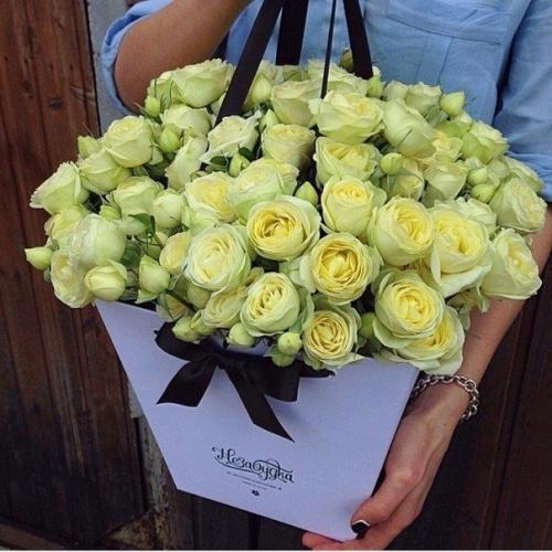 Никогда не надо слушать, что говорят цветы. 04