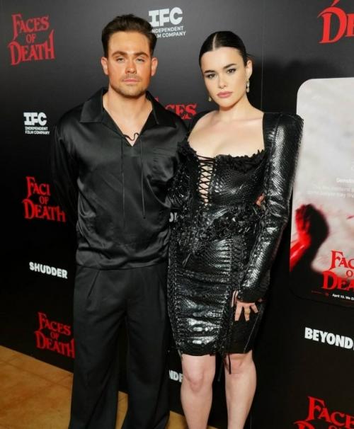 Новый выход барби феррейры на промо хоррора Лицо Смерти. 04