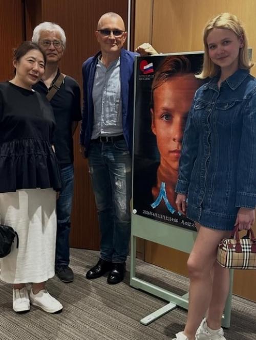 Егор бероев опубликовал редкие кадры с новой супругой - 21-летней Анной Панкратовой. 01