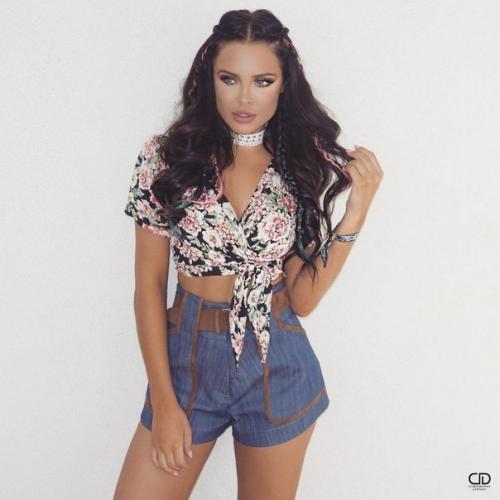 Новая Анджелина джоли! 02