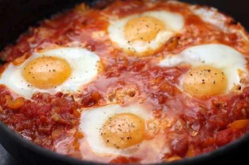 Шакшука.   Интересное блюдо из яиц с овощами, популярное в израиле и соседних странах. 05